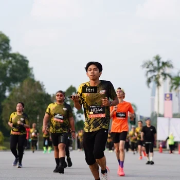 Runner Photo 6326054