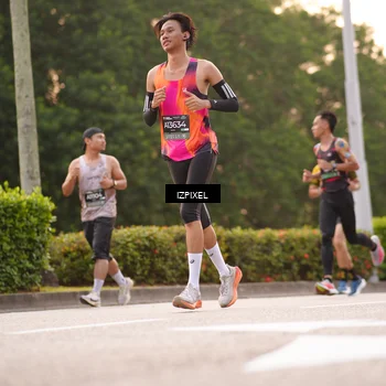 Runner Photo 6326063