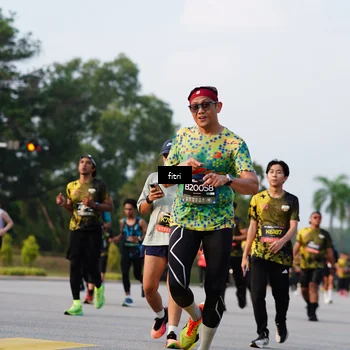 Runner Photo 6326156