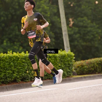 Runner Photo 6326230