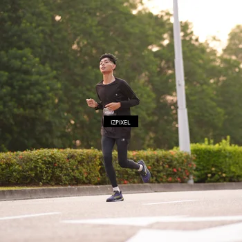 Runner Photo 6326310