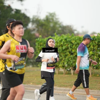 Runner Photo 6326333