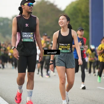 Runner Photo 6326335