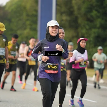Runner Photo 6326355