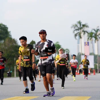 Runner Photo 6326359