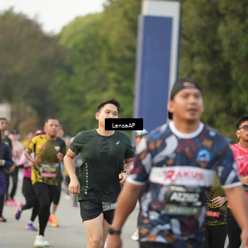Runner Photo 6326378