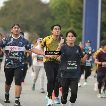 Runner Photo 6326393