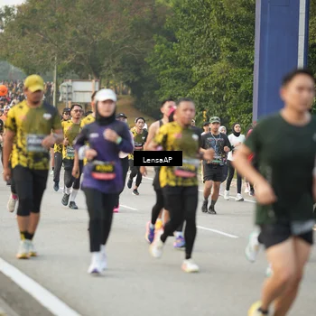 Runner Photo 6326394