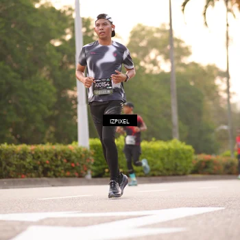 Runner Photo 6326409