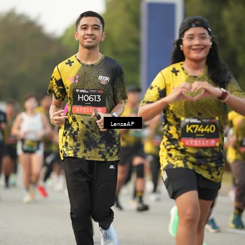 Runner Photo 6326435