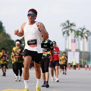 Runner Photo 6326440