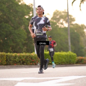 Runner Photo 6326458