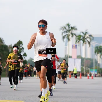 Runner Photo 6326468