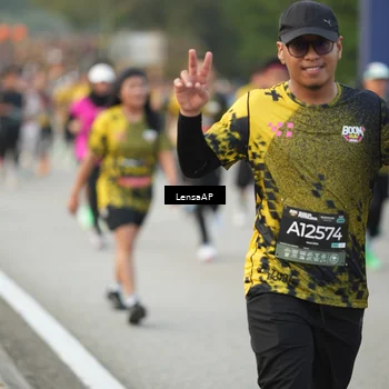 Runner Photo 6326471
