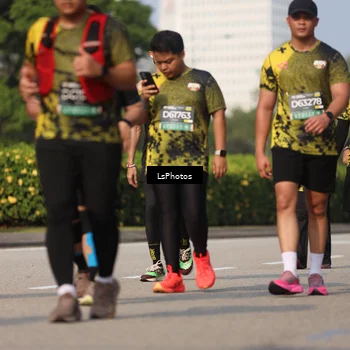 Runner Photo 6326493