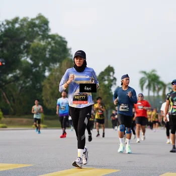 Runner Photo 6326580
