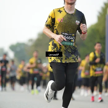 Runner Photo 6326635