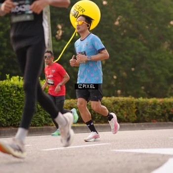 Runner Photo 6326798