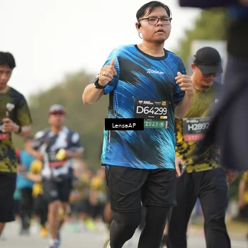 Runner Photo 6326876