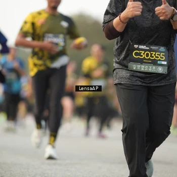 Runner Photo 6326920