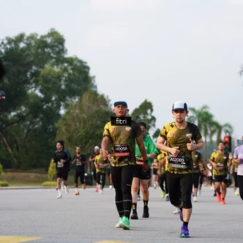Runner Photo 6326921