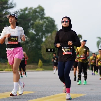 Runner Photo 6326943