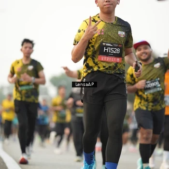 Runner Photo 6327008