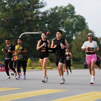 Runner Photo 6327020
