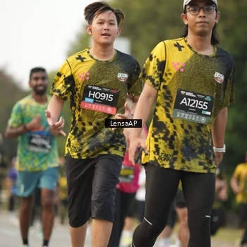 Runner Photo 6327050