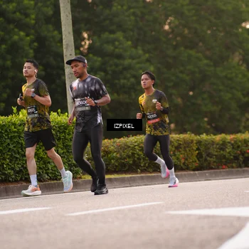Runner Photo 6327060