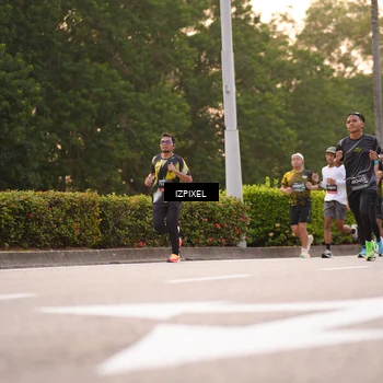 Runner Photo 6327140