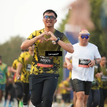 Runner Photo 6327148