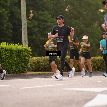 Runner Photo 6327235