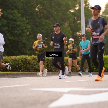 Runner Photo 6327240
