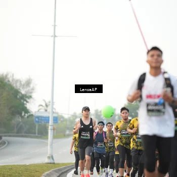 Runner Photo 6327247