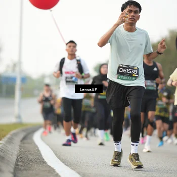 Runner Photo 6327271