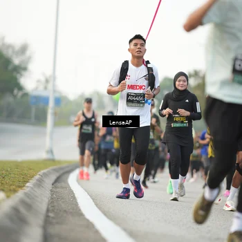 Runner Photo 6327280