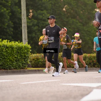 Runner Photo 6327283