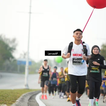 Runner Photo 6327289