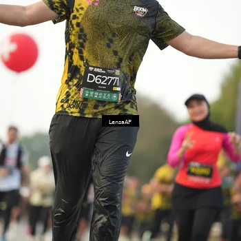 Runner Photo 6327336