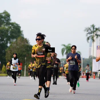Runner Photo 6327356