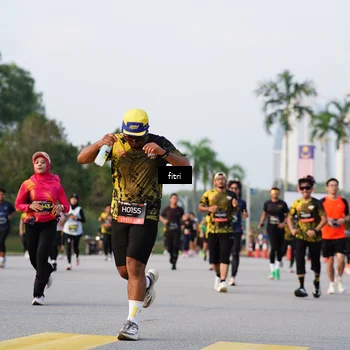 Runner Photo 6327364