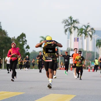 Runner Photo 6327380