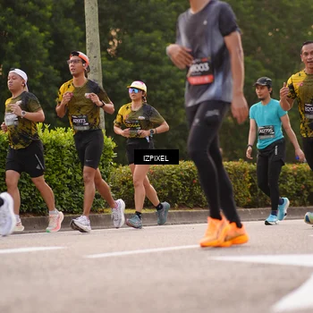 Runner Photo 6327390