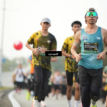 Runner Photo 6327391
