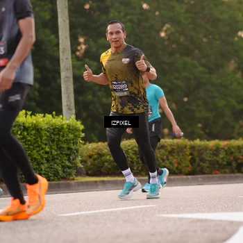 Runner Photo 6327397