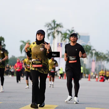 Runner Photo 6327424