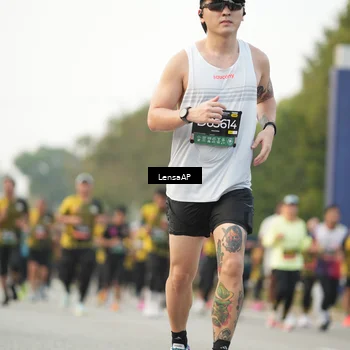 Runner Photo 6327478