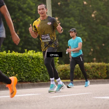 Runner Photo 6327480