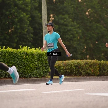 Runner Photo 6327493